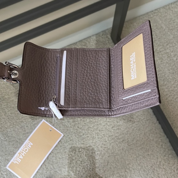 NEW/Michael Michael Kors Wallet/CINDER - Picture 5 of 7